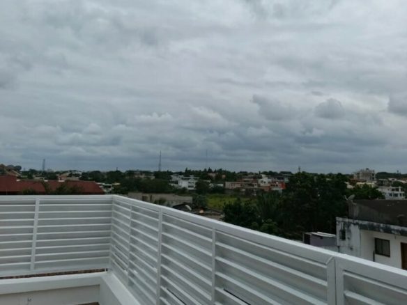 LOCATION Cocody Riviera4 Mbadon Composition : 03 salons 02 cuisines 04 chambres