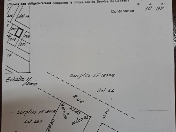 *EN VENTE A MARCORY ZONE 4*🇨🇮🏙 *EN VENTE UN MAGNIFIQUE TERRAIN STRATEGIQUEMENT BIEN
