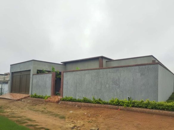 En vente Villa basse située a bingerville en face du nouveau palais de justice