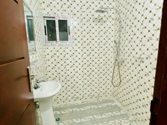 Appartement de 2p a angré nouveau chu derriere la pharmacie val d’Oise