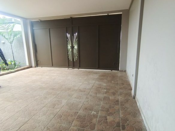 En vente Villa basse située a bingerville en face du nouveau palais de justice