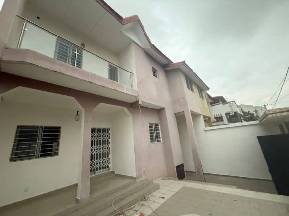 #LOCATION MAGNIFIQUE VILLA DUPLEX DE 6 PIÈCES COUR AVANT ET COUR DISPONIBLE À FAYA