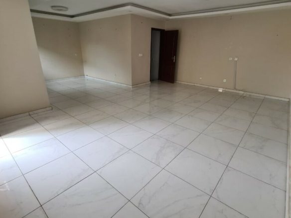 Disponible a angré nouveau chu cité harmonie une duplex composé de Deux grand salon