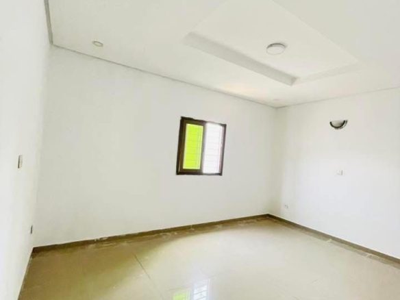 CÔTÉ DIVOIRE ( PORT-BOUET ) A LOUER VILLA 🏠 BASSE (04)PIÈCES ABIDJAN ROND POINT ANANI