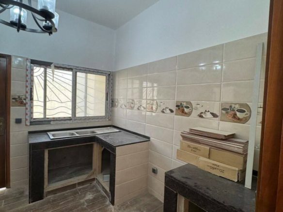 📍BASSAM🏡 À LOUER ✨Villa 5 pièces + Piscine ✅Loyer 800000 FCFA 📍 Grand-Bassam, Modeste