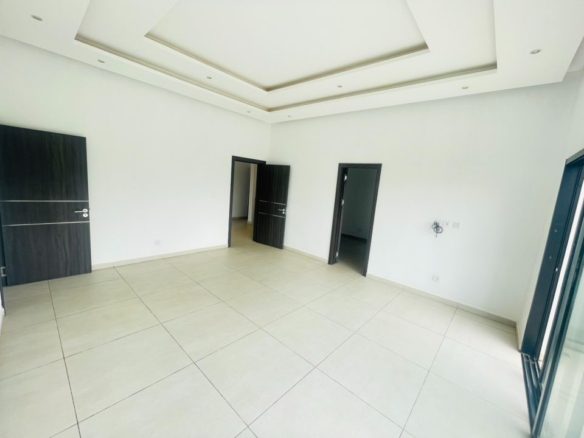 𝐕𝐄𝐍𝐓𝐄 𝐃𝐄 𝐃𝐔𝐏𝐋𝐄𝐗 𝟔 𝐏𝐈𝐄𝐂𝐄𝐒 𝐀𝐕𝐄𝐂 𝐆𝐀𝐑𝐀𝐆𝐄 𝐁𝐢𝐧𝐠𝐞𝐫𝐯𝐢𝐥𝐥e