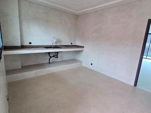 Nous mettons en location plusieurs appartements très hauts de gamme dans un immeuble