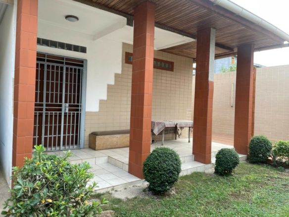 Projet: Vente d’une résidence à Abidjan Riviera Bonoumin près d’Abidjan Mall Terrain: 800