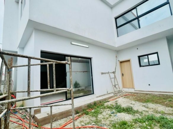 💠 Cocody Angre nouveau chu, Djorogobité 💠 ✅ Usage: Bureau ou Habitation 🌺