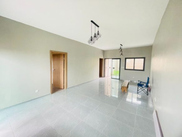 Nous avons une magnifique villa duplex de 4 pièces haut standing à louer à Bingerville