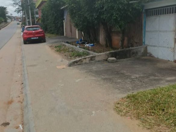 LOCATION VILLA BASSE 5 PIÈCES Cocody Riviéra Bonoumin situé non loin d’Abidjan Mall