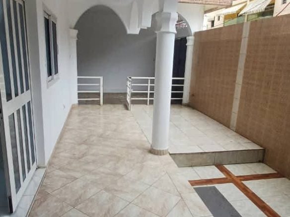 🏡 À LOUER – Spacieuse Villa Appartement de 4 pièces à Angré Nouveau CHU ! 🌿