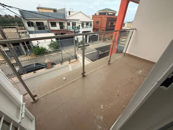 #LOCATION MAGNIFIQUE VILLA DUPLEX DE 6 PIÈCES COUR AVANT ET COUR DISPONIBLE À FAYA