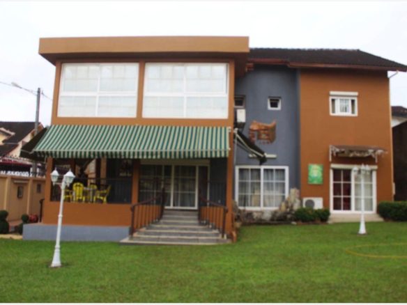 🏡 À VENDRE – Villa Haut Standing Riviera 4 (Cité Verdoyante) Une magnifique villa