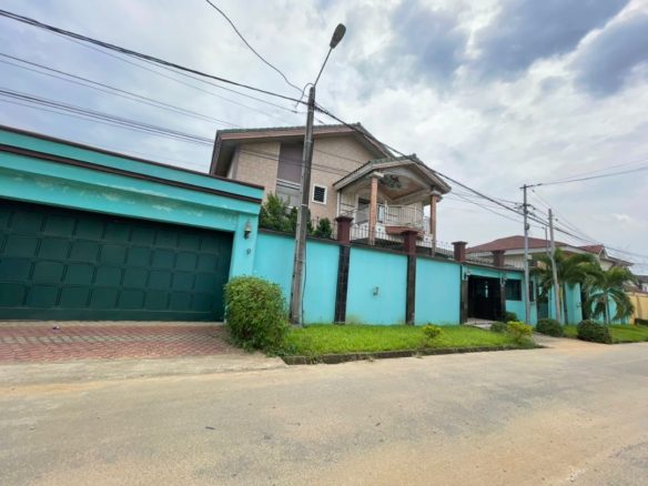 *EN VENTE COCODY RIVIERA GOLF1*🇨🇮🏘 *COCODY RIVIERA GOLF I* *UNE SUPERBE VILLA DE 22 PI