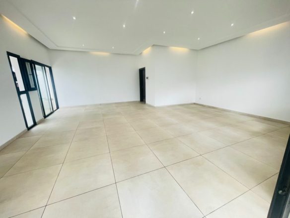 𝐕𝐄𝐍𝐓𝐄 𝐃𝐄 𝐃𝐔𝐏𝐋𝐄𝐗 𝟔 𝐏𝐈𝐄𝐂𝐄𝐒 𝐀𝐕𝐄𝐂 𝐆𝐀𝐑𝐀𝐆𝐄 𝐁𝐢𝐧𝐠𝐞𝐫𝐯𝐢𝐥𝐥e