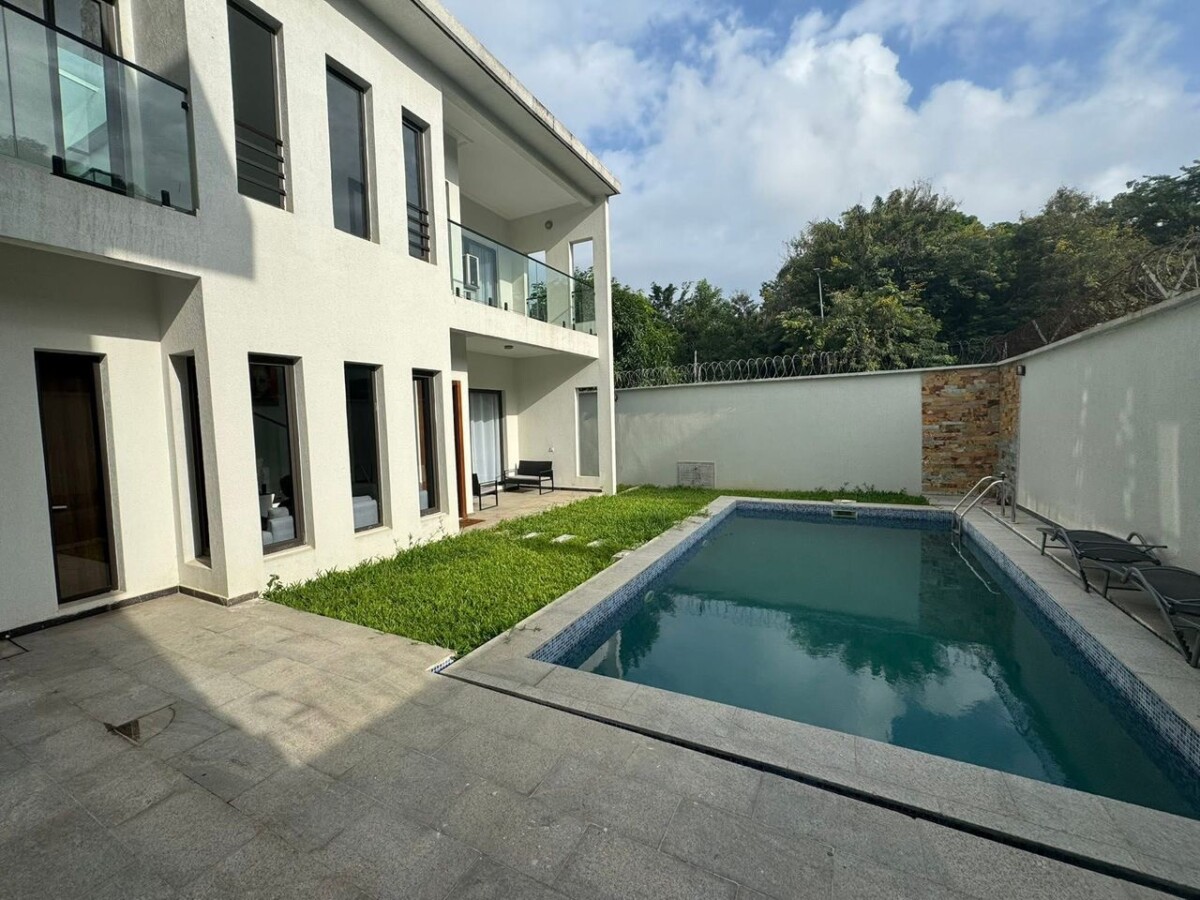 VILLA MEUBLEE, Riviera Golf 04 – Beverlly Hills, Une belle villa duplex lumineuse entière