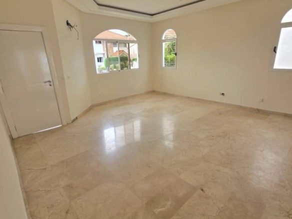 𝐋𝐎𝐂𝐀𝐓𝐈𝐎𝐍 𝐃𝐔𝐏𝐋𝐄𝐗 𝟔 𝐏𝐈È𝐂𝐄𝐒 ,𝐏𝐈𝐒𝐂𝐈𝐍𝐄 , 𝐉𝐀𝐑𝐃𝐈𝐍