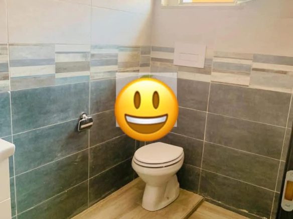 📍BASSAM CITÉ ITALIA MODESTE À louer villa 5 pièces + Piscine ✅Loyer 1300000 fcfa.