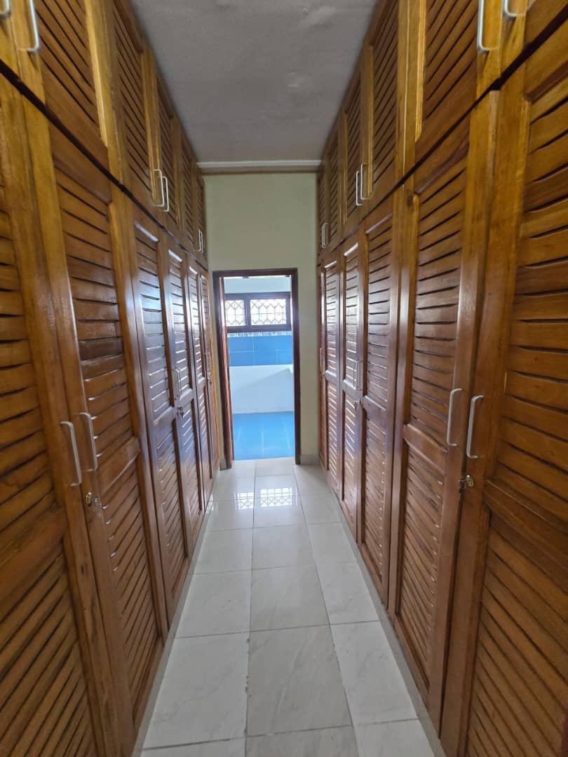 𝐋𝐎𝐂𝐀𝐓𝐈𝐎𝐍 𝐃𝐔𝐏𝐋𝐄𝐗 𝟔 𝐏𝐈È𝐂𝐄𝐒 , 𝐉𝐀𝐑𝐃𝐈𝐍