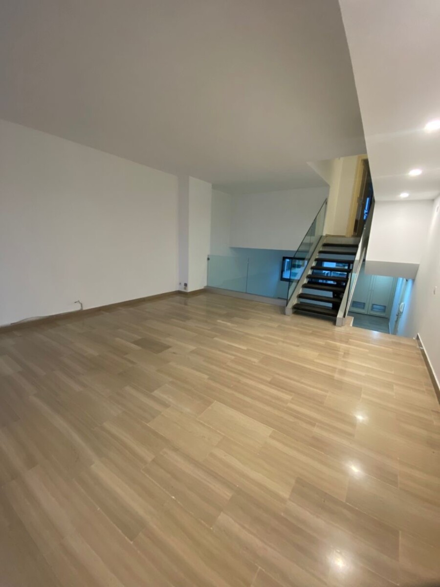 Appartement en location au plateau à 1.5 millions /mois -3 chambres .