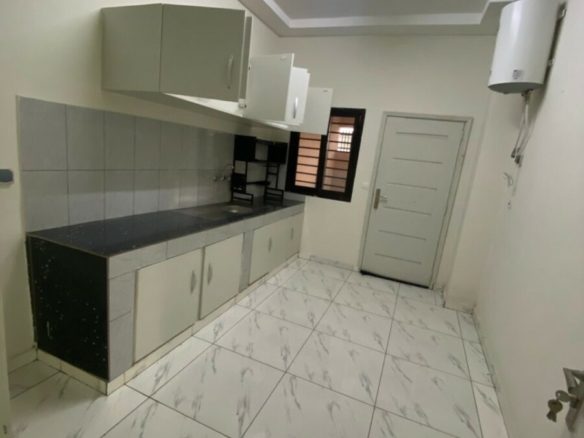 Duplex 5 pièces autonomes avec un garage de 3 voitures 🚗🚗🚗 balcon dans la chambre