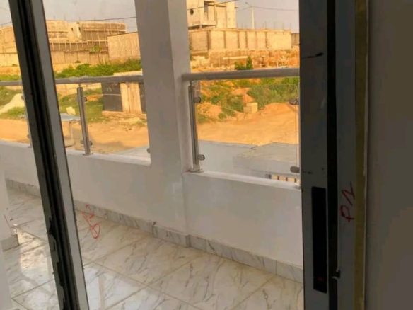 *COCODY ANGRÉ 10 EM TRANCHE* ENCORE UNE VILLA DISPONIBLE.