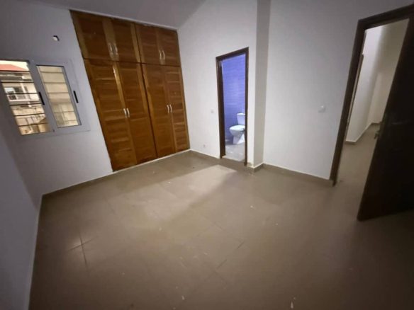 #LOCATION MAGNIFIQUE VILLA DUPLEX DE 6 PIÈCES COUR AVANT ET COUR DISPONIBLE À FAYA