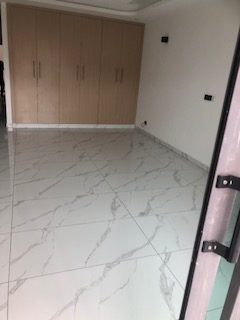 DE BEAUX STUDIOS A LOUER A LA RIVIERA FAYA JULES VERNES