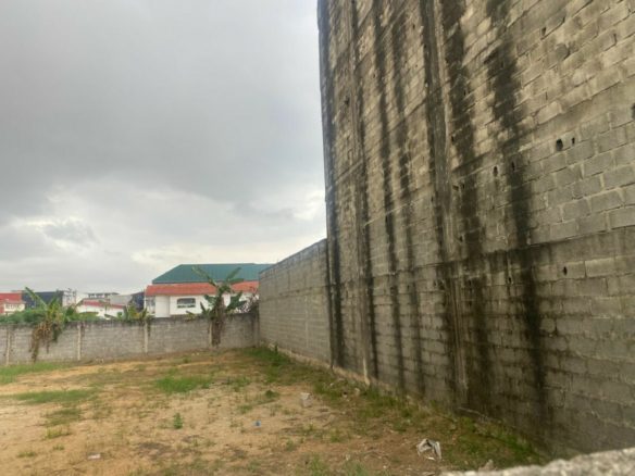 Terrain en vente à ANGRE