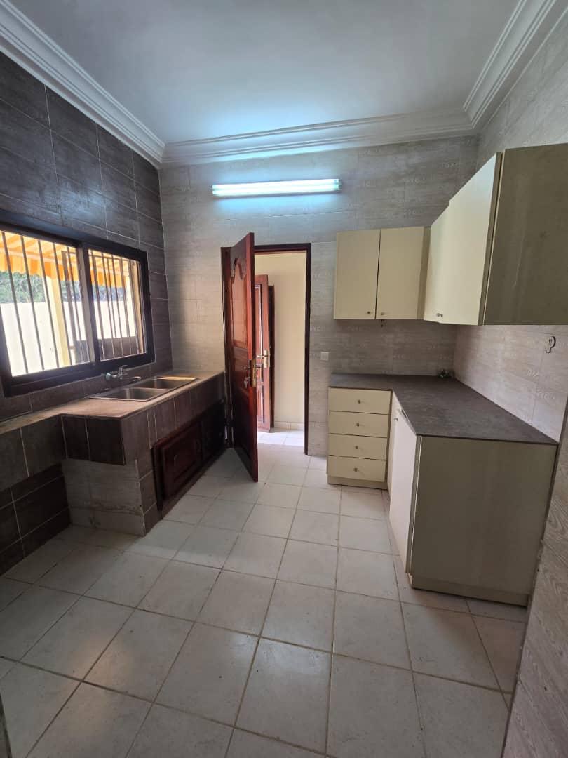 𝐋𝐎𝐂𝐀𝐓𝐈𝐎𝐍 𝐃𝐔𝐏𝐋𝐄𝐗 𝟔 𝐏𝐈È𝐂𝐄𝐒 , 𝐉𝐀𝐑𝐃𝐈𝐍