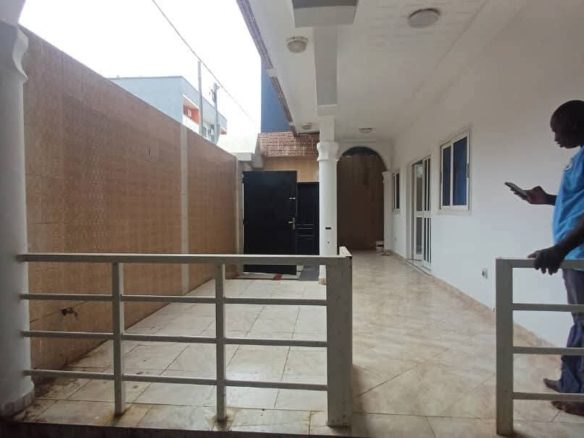 🏡 À LOUER – Spacieuse Villa Appartement de 4 pièces à Angré Nouveau CHU ! 🌿