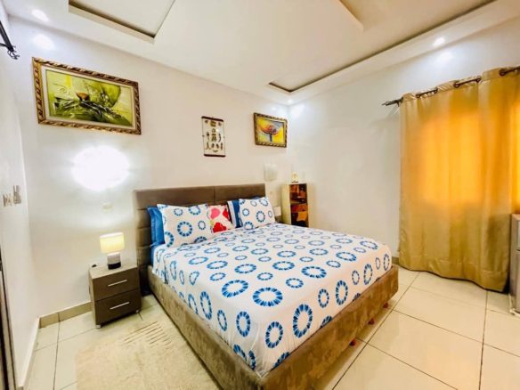 À VENDRE UNE SUBLIME VILLA DE 05 PIÈCES + UNE INDÉPEND