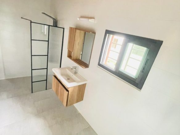 Nous avons une magnifique villa duplex de 4 pièces haut standing à louer à Bingerville