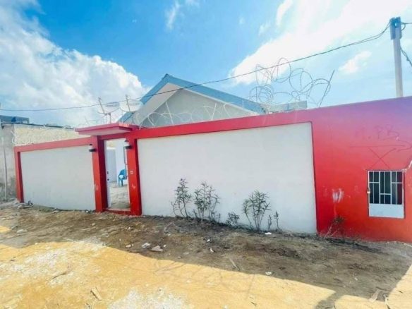 CÔTÉ DIVOIRE ( PORT-BOUET ) A LOUER VILLA 🏠 BASSE (04)PIÈCES ABIDJAN ROND POINT ANANI