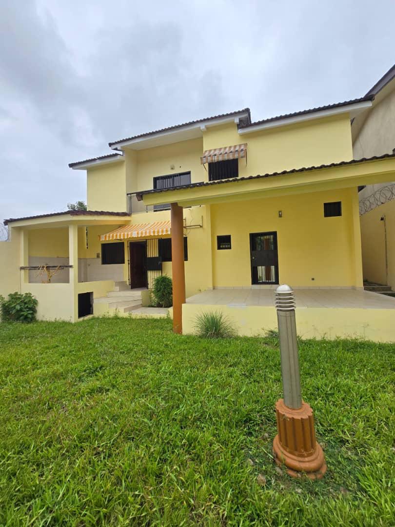 𝐋𝐎𝐂𝐀𝐓𝐈𝐎𝐍 𝐃𝐔𝐏𝐋𝐄𝐗 𝟔 𝐏𝐈È𝐂𝐄𝐒 , 𝐉𝐀𝐑𝐃𝐈𝐍