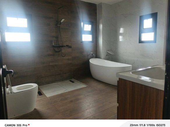 ✅*MAISON EN VENTE* ✅*BINGERVILLE PALAIS* ✅*CITÉ BACID* Pour cause de départ.