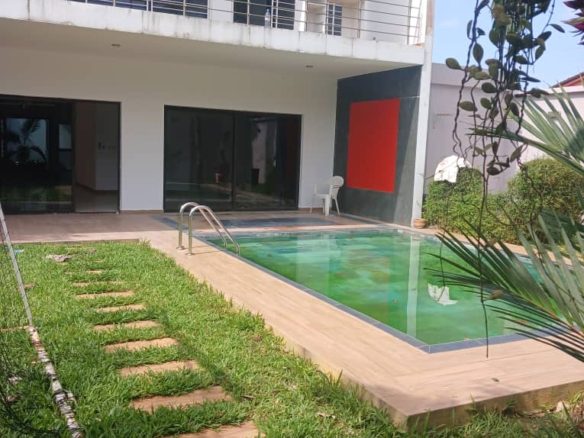 LOCATION OU VENTE A LA RIVIERA GOLF 4 UNE BELLE VILLA DUPLEX DE 7-PIECES