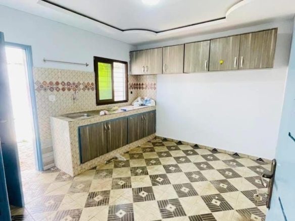 CÔTÉ DIVOIRE ( PORT-BOUET ) A LOUER VILLA 🏠 BASSE (04)PIÈCES ABIDJAN ROND POINT ANANI