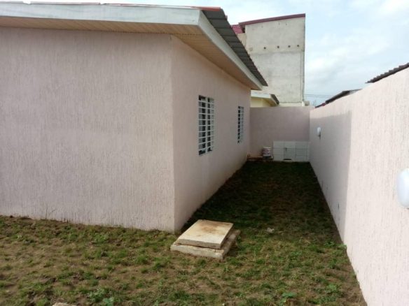 À LOUER – 3 Villas Basses de 4 Pièces à Bingerville, Cité Laurier 20 📍