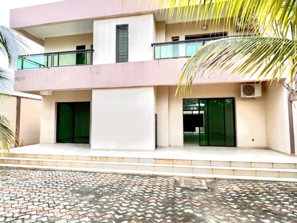 *BASSAM MOCKEYVILLE 📍* Mise en vente d’une magnifique villa haut standing de 06 pièces