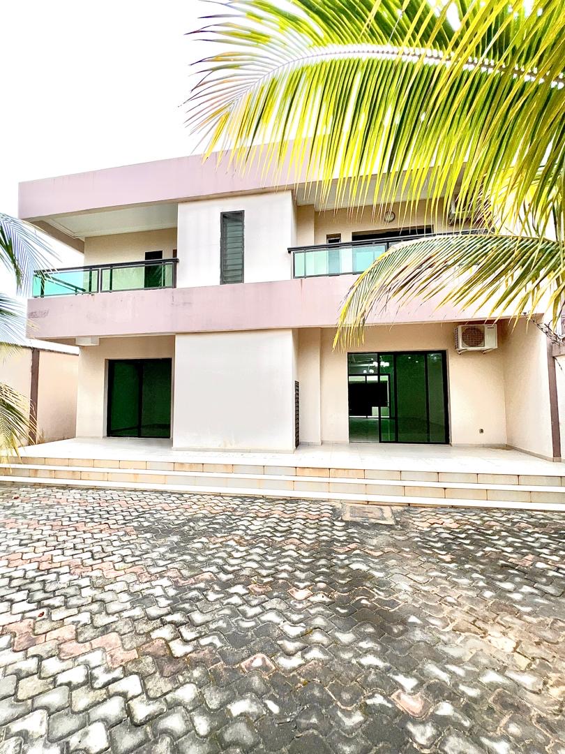 *BASSAM MOCKEYVILLE 📍* Mise en vente d’une magnifique villa haut standing de 06 pièces
