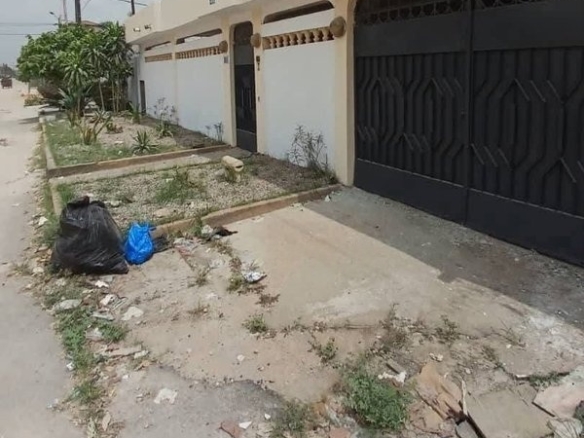 Vente villa vide 4 pièces à cocody-angré