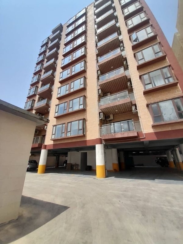 Location appartement 4 pièces de standing à Marcory-zone 4