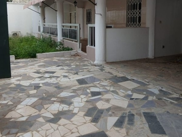 Vente villa duplex 7 pièces à Cocody-riviera Palmeraie