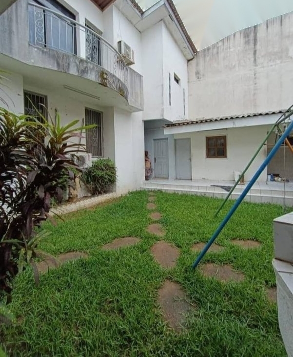 Vente villa duplex 5 pièces à Cocody-angré 8ème tranche