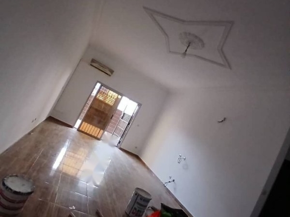 Location appartement 3pièces + parking intérieur -Cocody-Angré