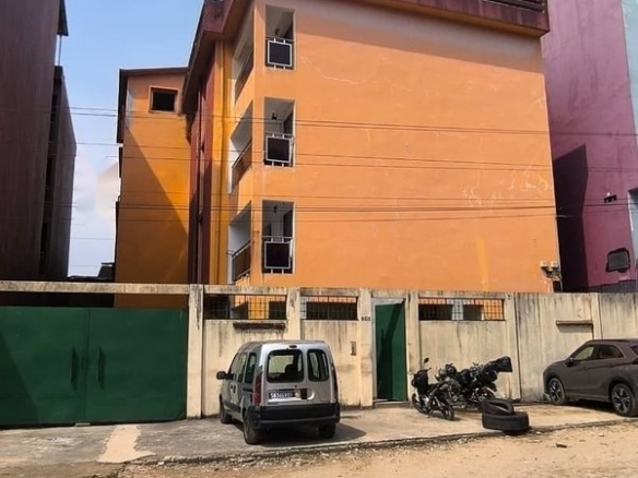 Vente immeuble -Cocody-Riviera faya