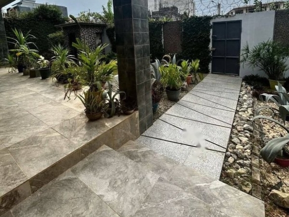 Location villa duplex 5pièces avec jardin -Cocody-Riviera 4 M’badon