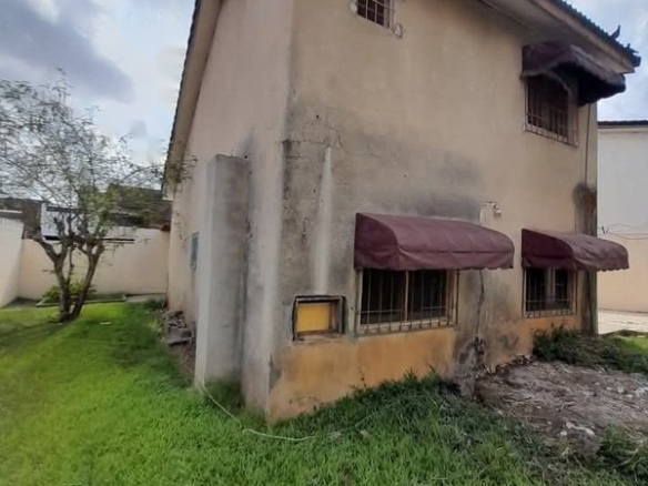 Vente villa duplex 4pièces -Cocody-Riviera saint viateur